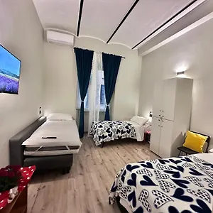  Auberge de jeunesse Român Holidays